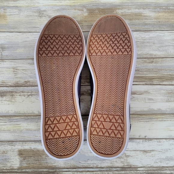 Universal Thread Lavender Purple Lace-Up Low Top Cushioned Sneakers Sz 10 Lunea - Picture 9 of 9